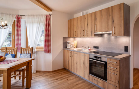 Die Wohnküche in der Ferienwohnung im Peternhof Zuhaus